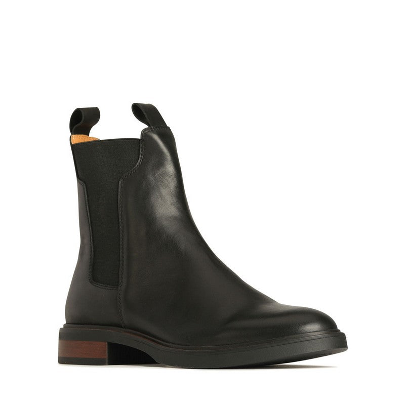 Eos Blaire Black Chelsea Boot Women s Boots
