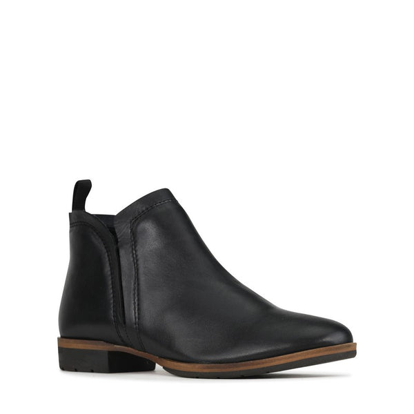 Eos Gaid Black Flat Leather Ankle Boot