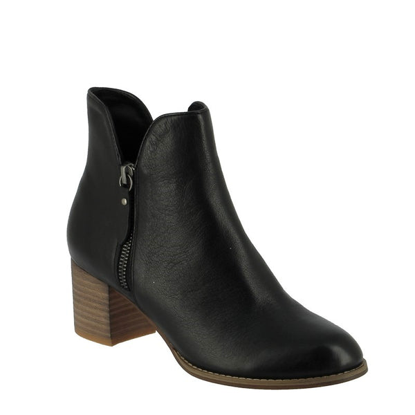 Django and Juliette Shiannely Black Ankle Boot