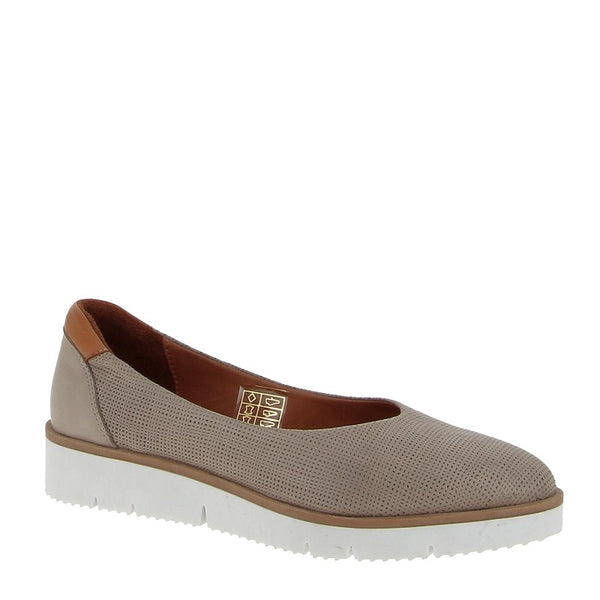 Nu By Neo Cemone Taupe Slip On