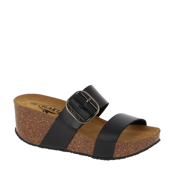 Peering into Plakton's 873004 Black Women's Wedge Sandals reveals a plush, contoured cork footbed adorned with memory cushion technology. Crafted for comfort, this detail promises luxurious support with every step.