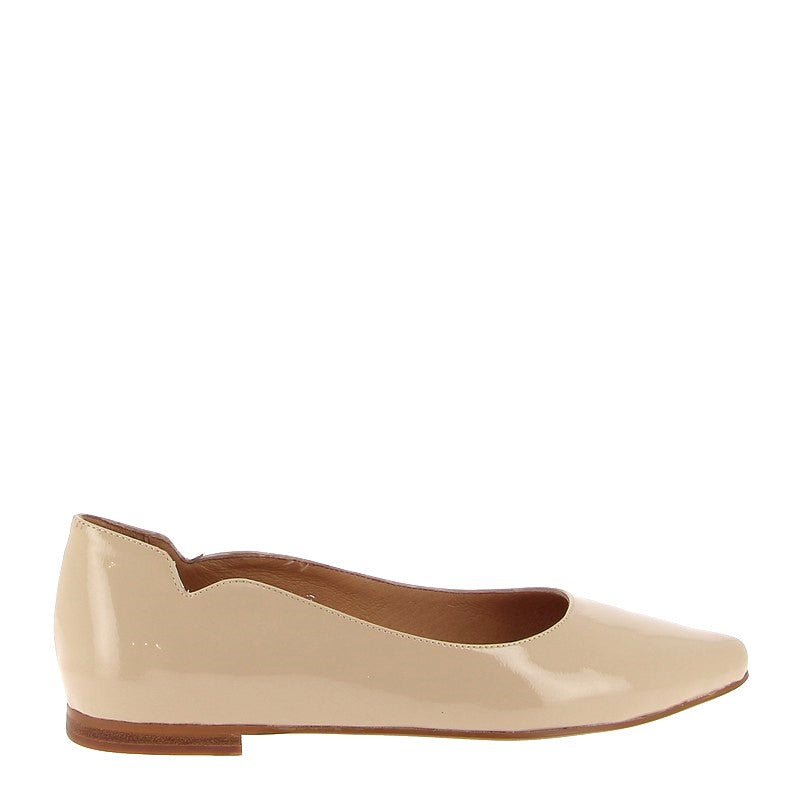 Top End Shaffer Nude Flat Pump