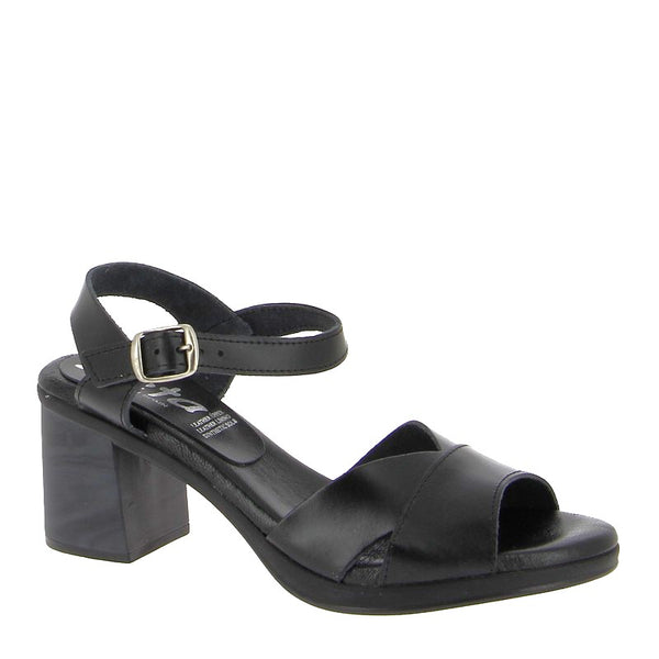 Zeta Beth Black Heeled Sandal