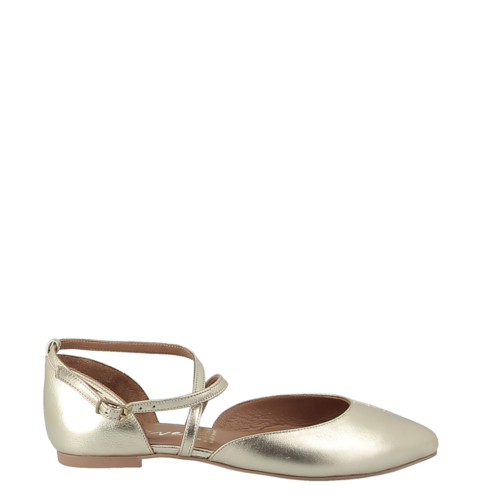 Wave 28717 Gold Mary Jane Crossover Flat