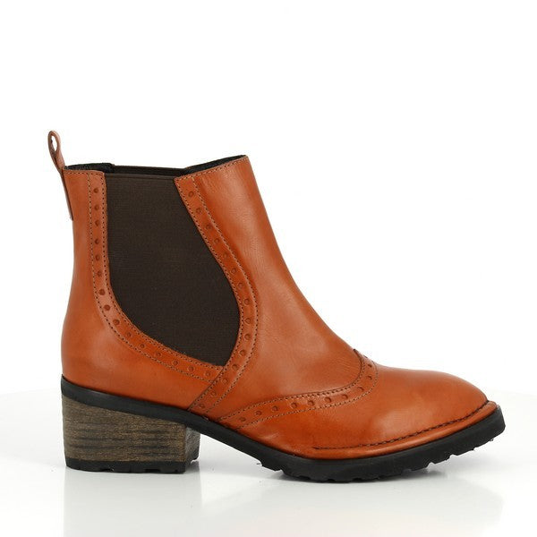 Yuko Imanishi 76705 TAN