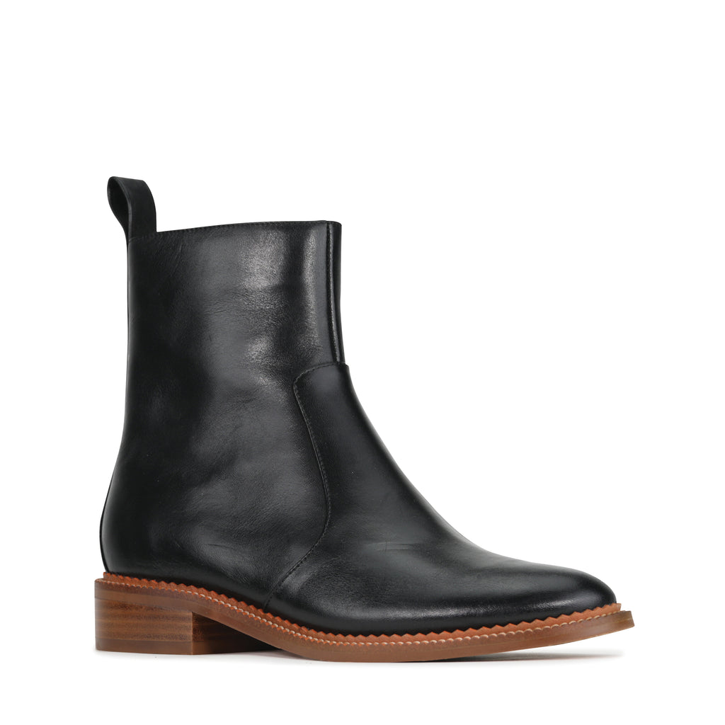 Eos Karina Black Ankle Boot
