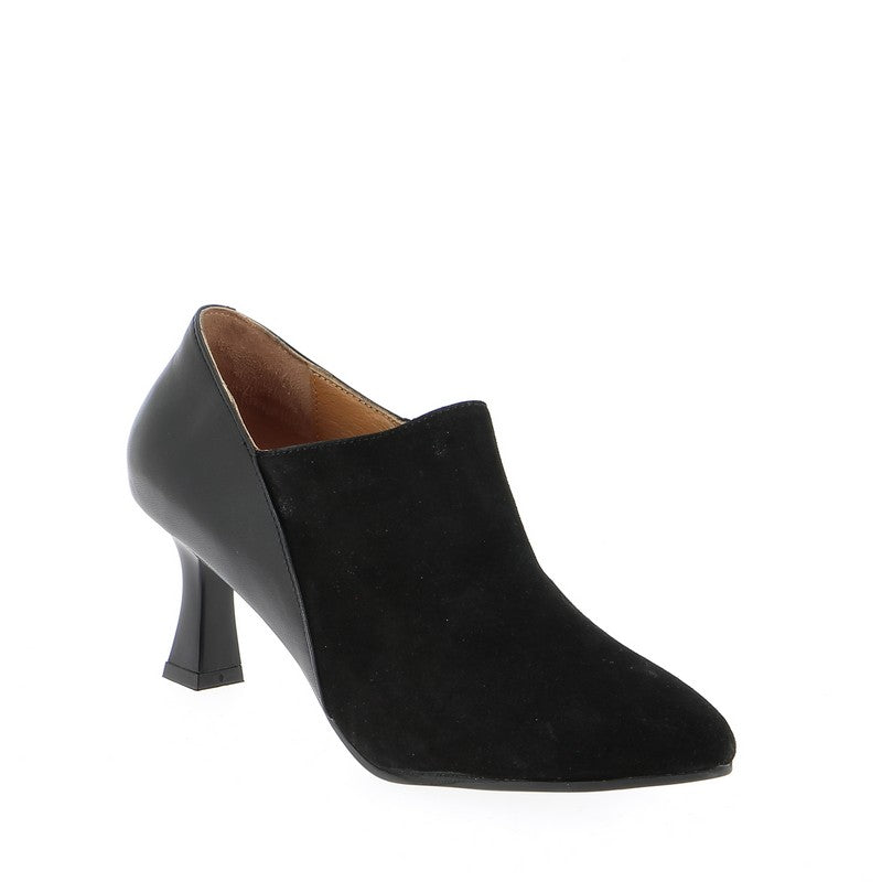 Thyme & Co Tenth Black Heeled Shoe Boot